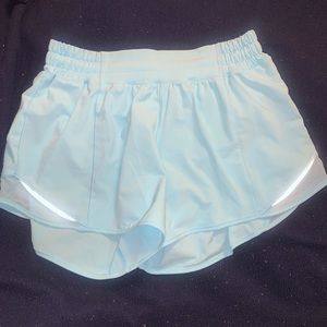 icing blue lululemon hotty hot shorts